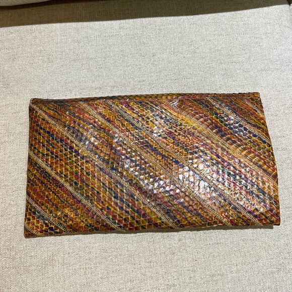 Bags by Varon Clutch/Wristlet - Picture 3 of 11